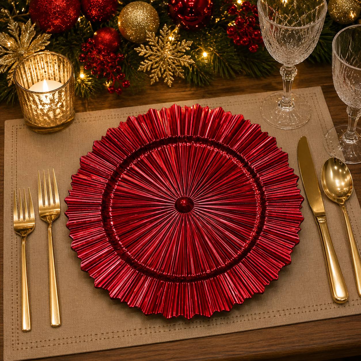 Baja Platos Rojo Asterisco Corrugado, 33cm · Platos y Mesa · Santa Shop Guatemala