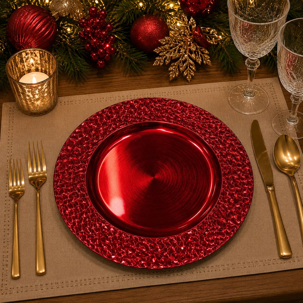 Baja Platos Rojo Borde Corrugado, 33cm · Platos y Mesa · Santa Shop Guatemala